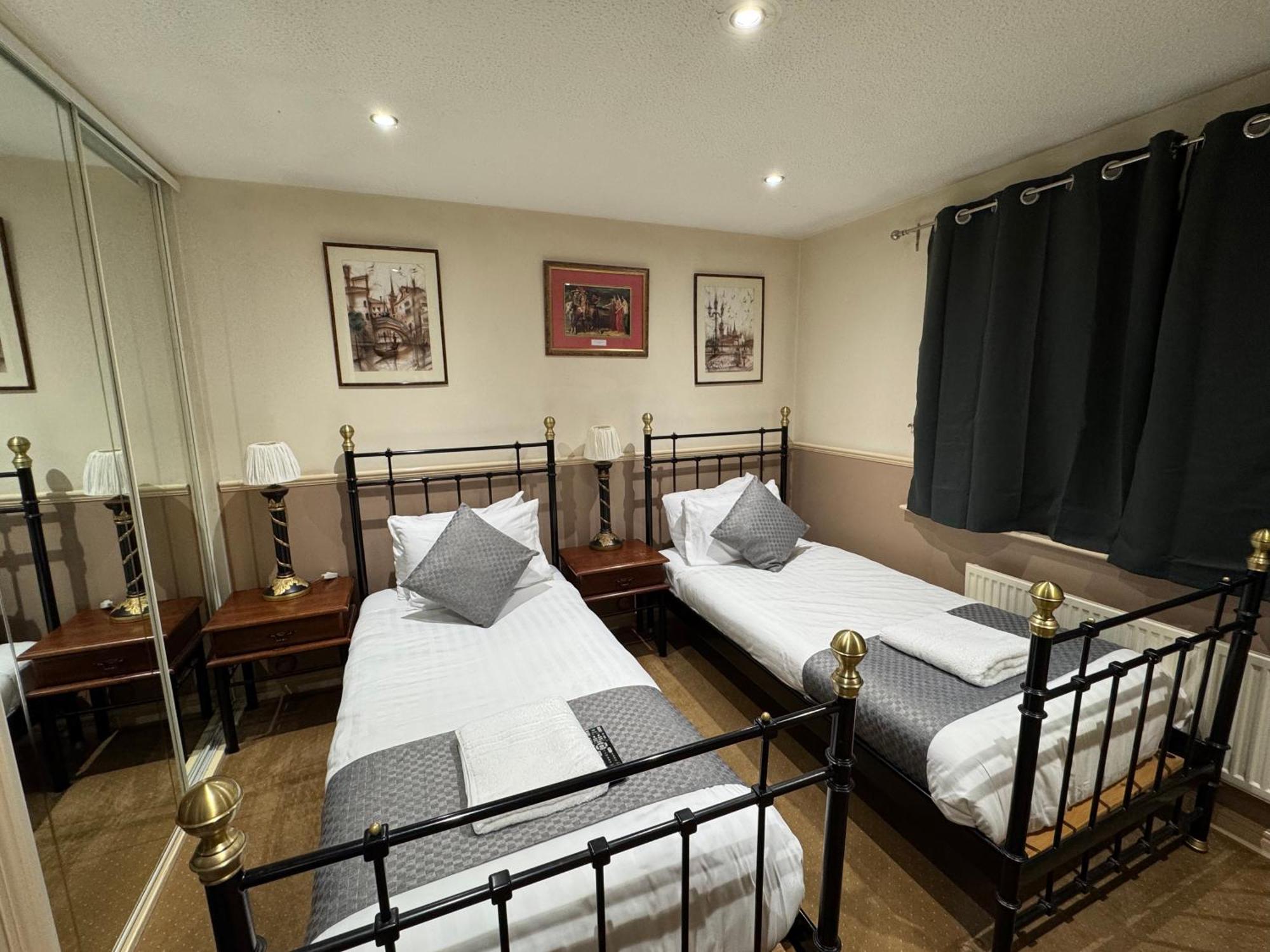 Arden Guest House B&B - Nec Birmingham - Birmingham Airport Bickenhill Dış mekan fotoğraf